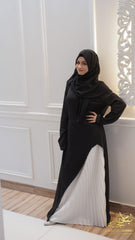 Salwa – Monochrome Elegance with a Modern Twist