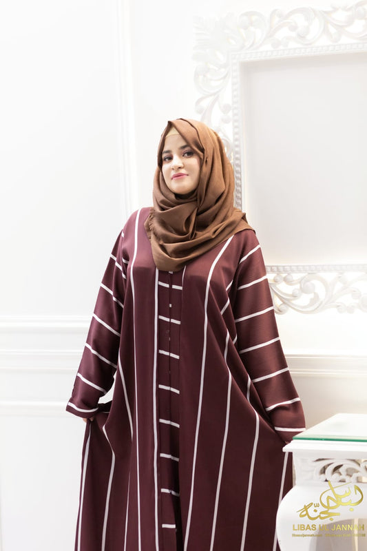 Salma – Nida Zoom with White StripesFabric: Nida Zoom