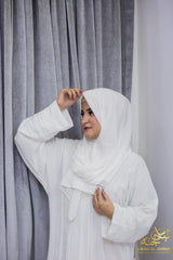 Zehra – White CY Crush Summer Abaya