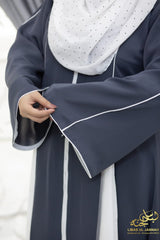 Reeva – Grey & White Contrast Panel Abaya