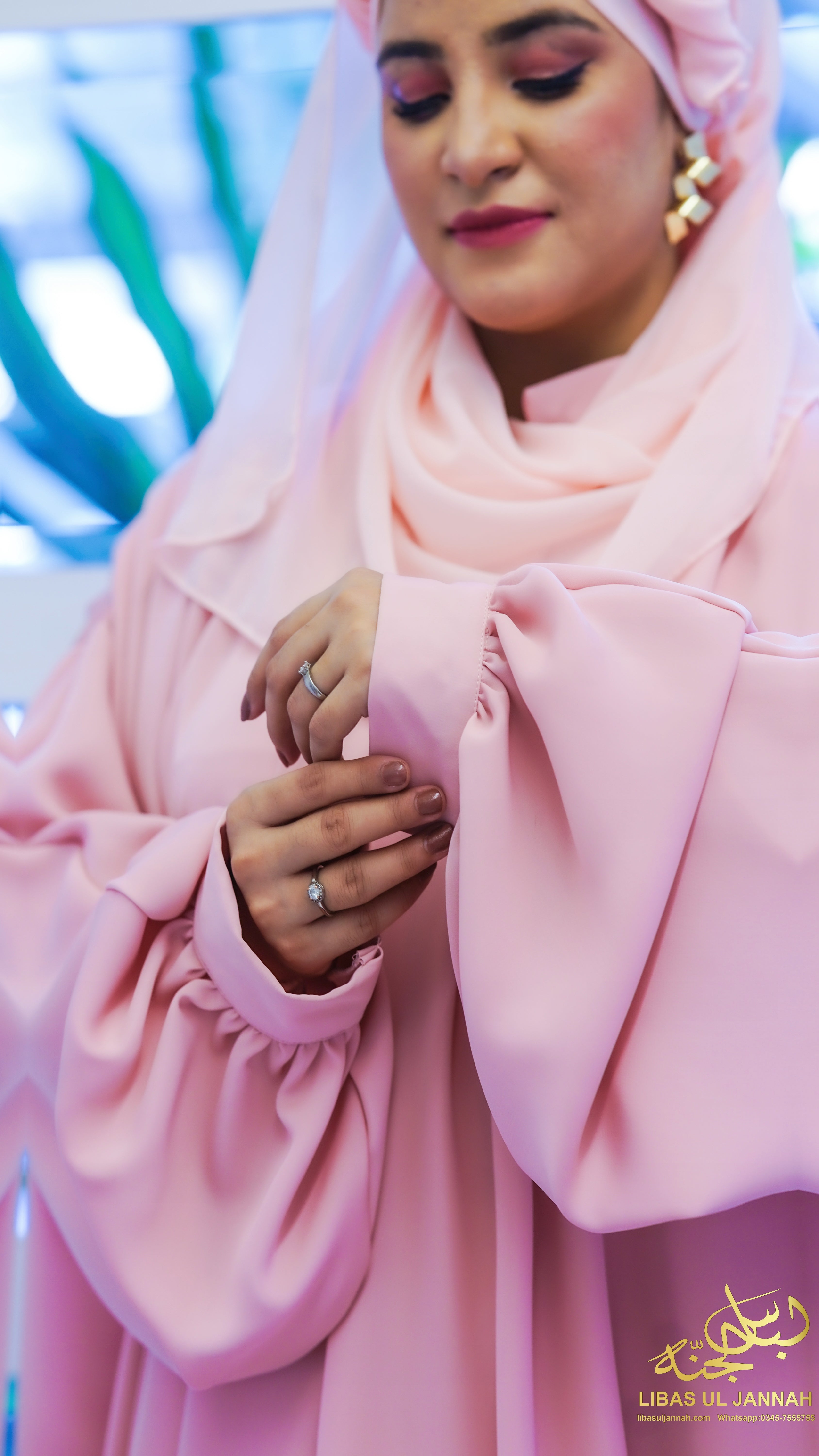 Nayrah Nida Korean – Pleated Shoulder Kaftan Abaya